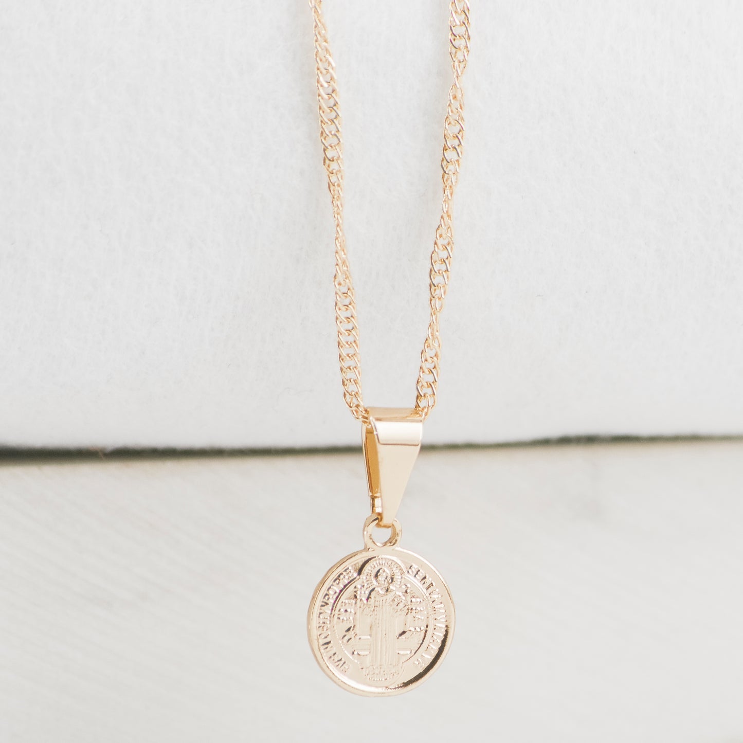 COMBO CADENA SINGAPUR + DIJE SAN BENITO